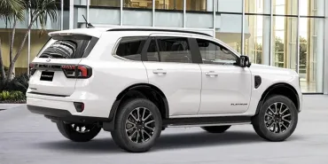 Ford Everest Active 2.0L AT 4x2